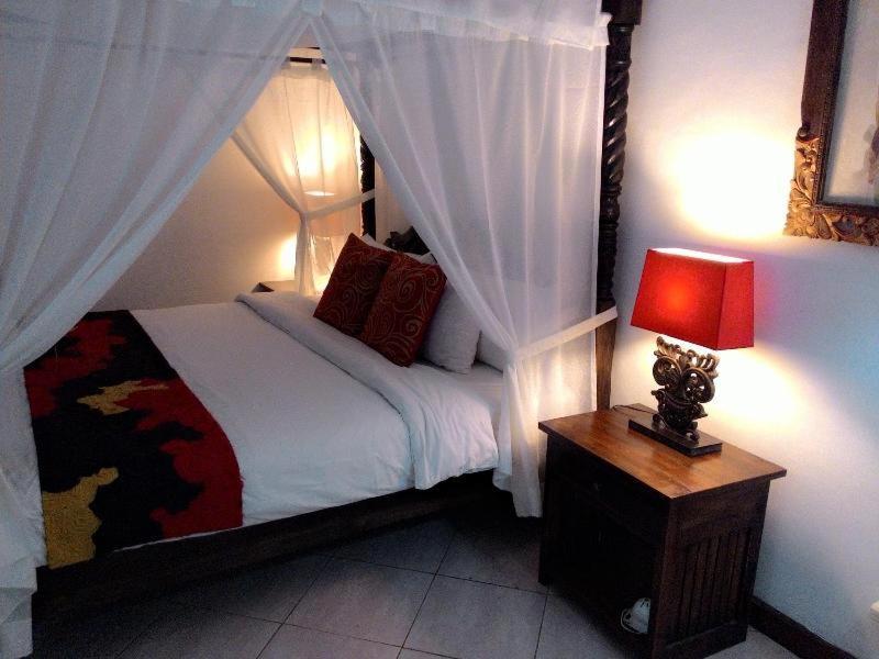 Puri Maharani Boutique Hotel Denpasar  Phòng bức ảnh