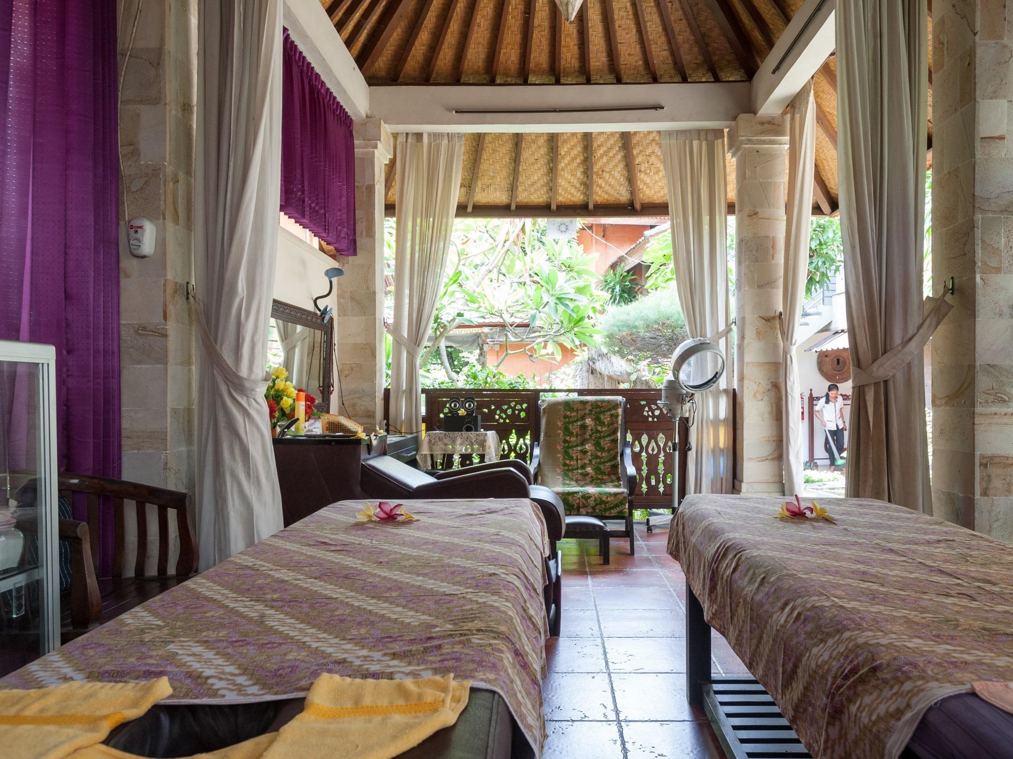 Puri Maharani Boutique Hotel Denpasar  Ngoại thất bức ảnh