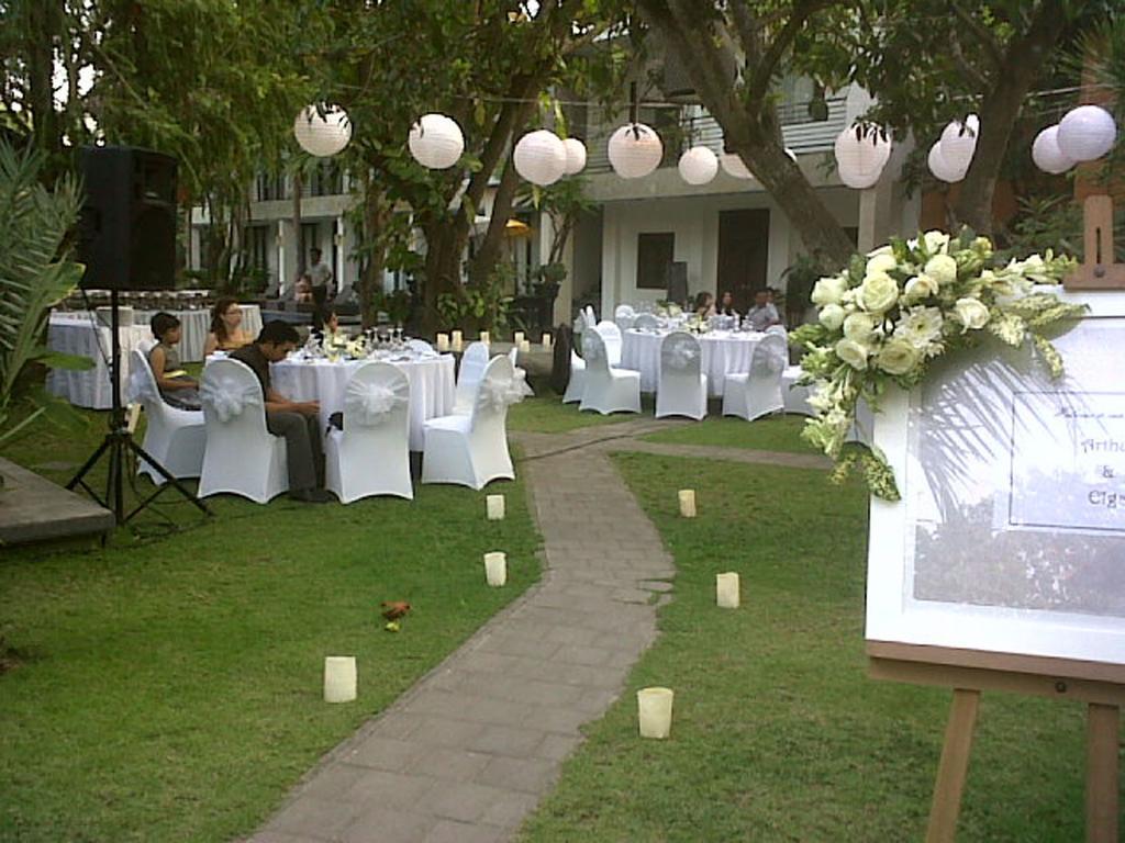 Puri Maharani Boutique Hotel Denpasar  Ngoại thất bức ảnh